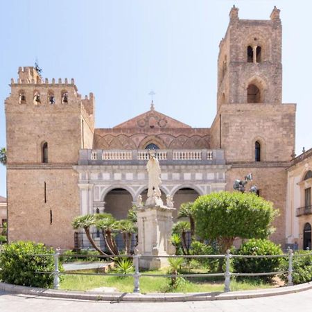 La Casa Di Angela Monreale Exterior foto